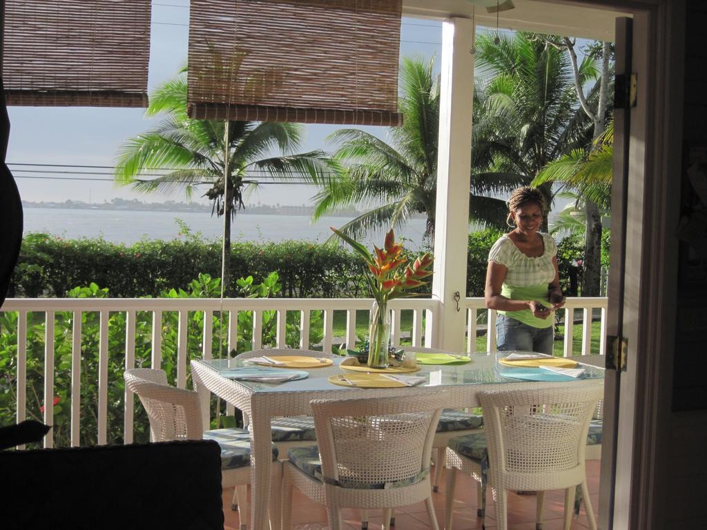 Sand Dollar Beach Bed & Breakfast Bocas del Toro Rum bild