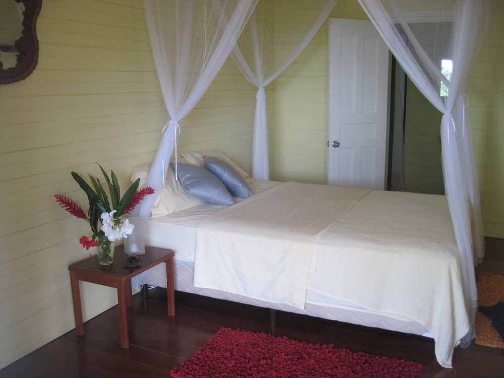 Sand Dollar Beach Bed & Breakfast Bocas del Toro Exteriör bild