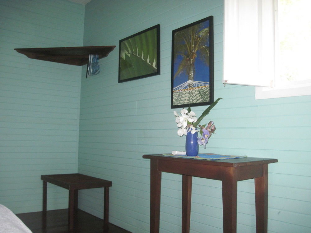 Sand Dollar Beach Bed & Breakfast Bocas del Toro Exteriör bild