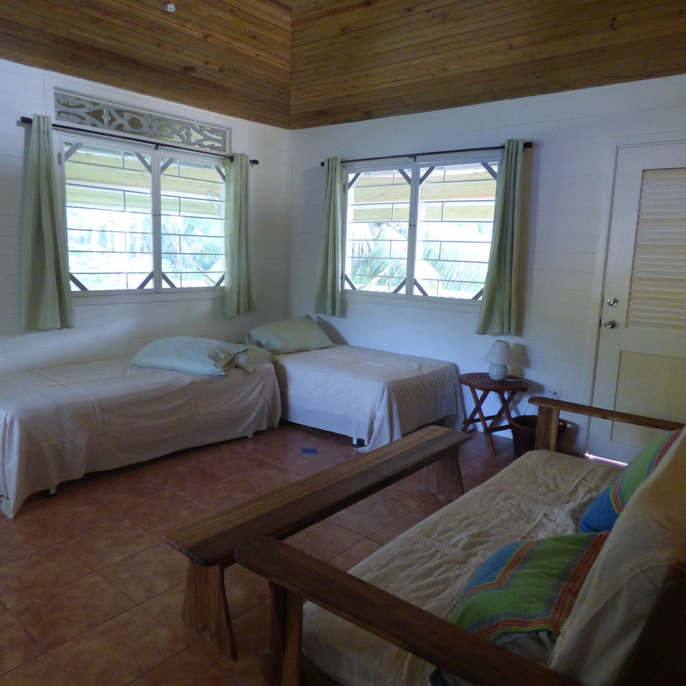 Sand Dollar Beach Bed & Breakfast Bocas del Toro Exteriör bild