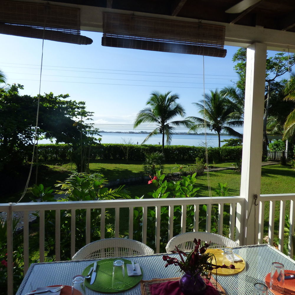 Sand Dollar Beach Bed & Breakfast Bocas del Toro Exteriör bild